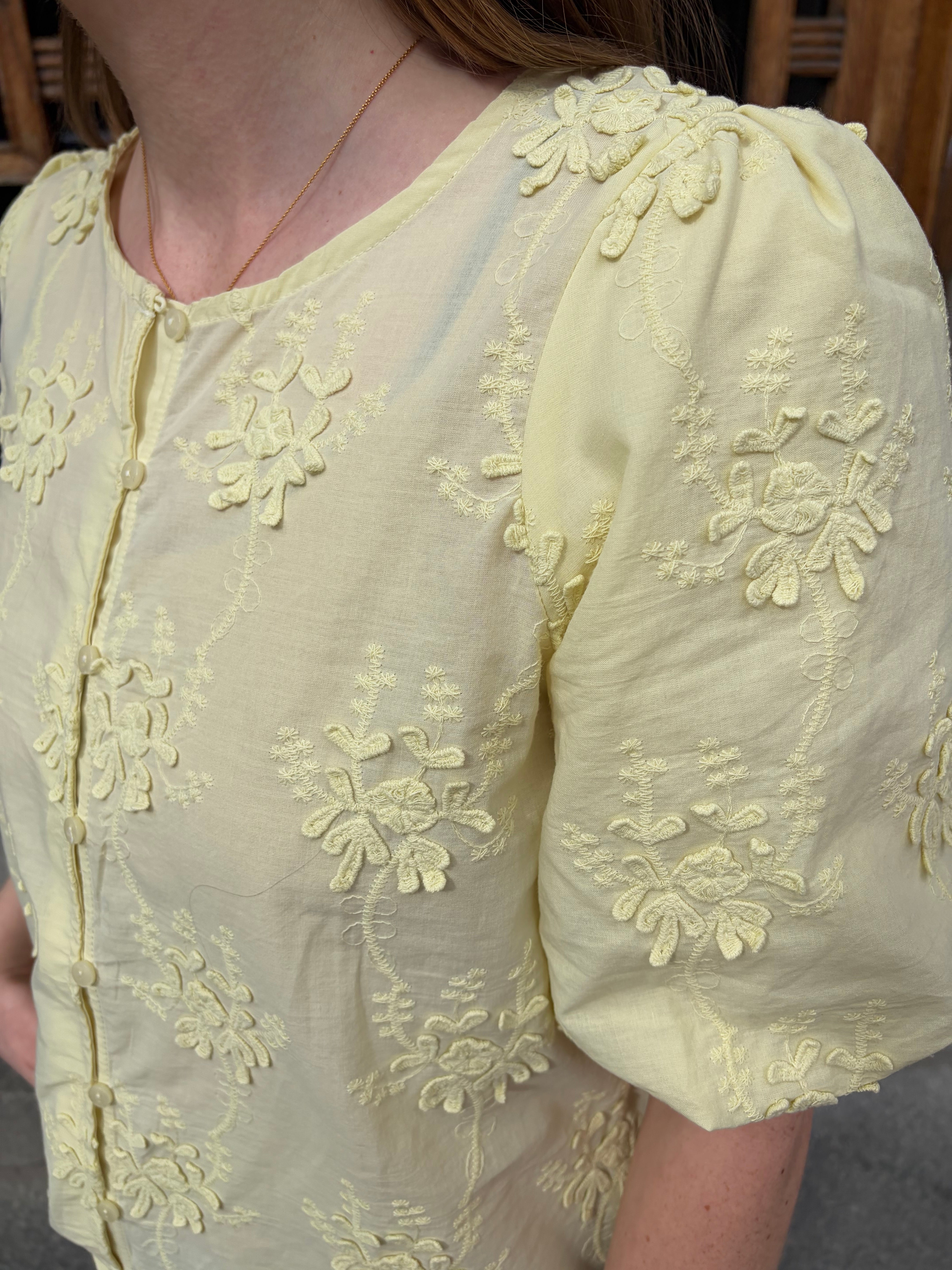 VIANTONETT Top - Pastel Yellow